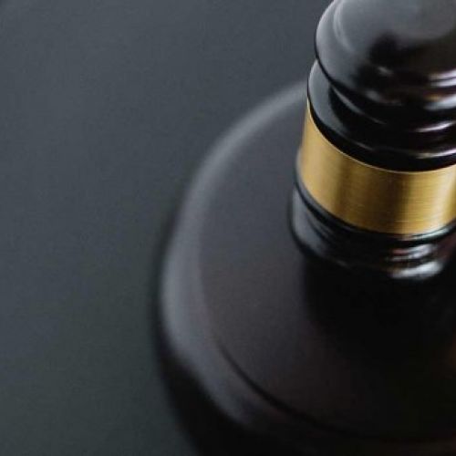 Abogada especialista en Derecho Administrativo